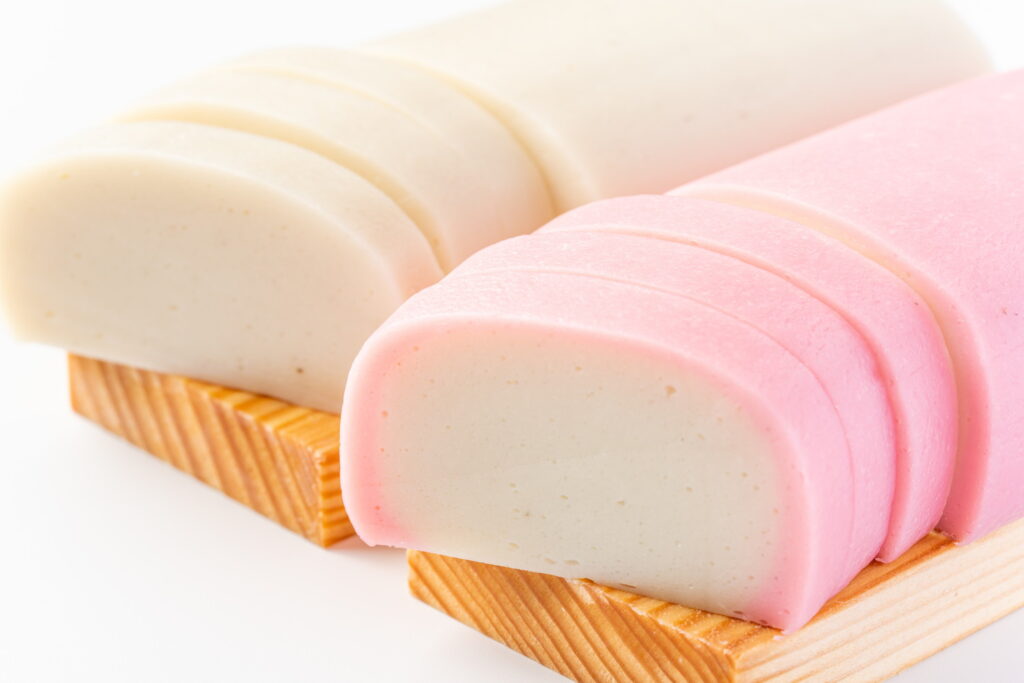 【獣医師監修】猫にかまぼこ（蒲鉾）はNG！危険な理由と誤食時の対処法を解説