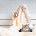 猫の飼い主が『つい我慢しがち』なこと3つ　気付けば猫優先？思わず共感す…