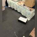 『猫がいない』と思ったら、部屋に置いてある物が突然動き出して…笑っ…