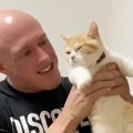 保護猫カフェで『運命の出会い』…『悪役レスラーと猫』の４年間の記録…