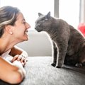 愛猫が『飼い主さんを猫だと思っている』ときの3つの行動　そもそも猫…