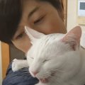 『マザコンな猫』の日常撮ってみたら…大好きなママとのラブラブすぎる…