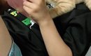 ソファでくつろぐ息子→子猫がそばにやってくると…仲良しすぎる『ふた…