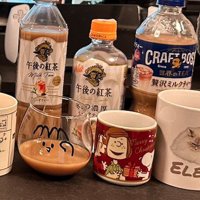 さまざまなメーカーのミルクティー