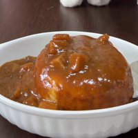 皿の上に乗ったカレーライス