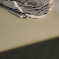 脱ぎ捨てた服