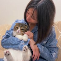 抱っこ＆なでなで