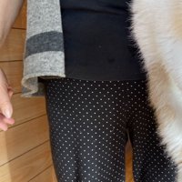 立っているおばあちゃん