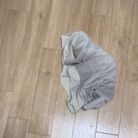 床の上の物体4