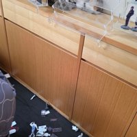 アクスタディスプレイと2匹の子猫