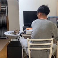 見つめ合うふたり