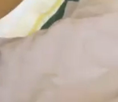 一部が膨らんだ洗濯物