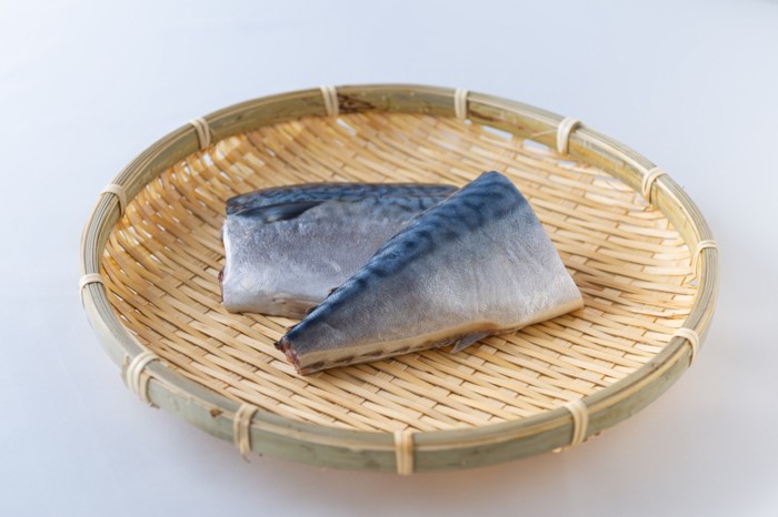 サバ