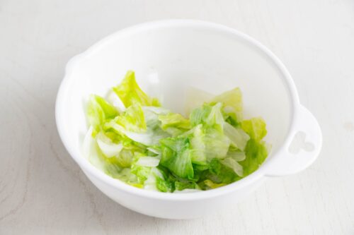 茹でたレタス