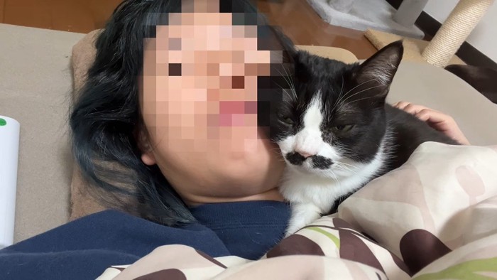 顔同士を密着