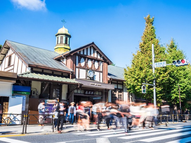 原宿駅前の横断歩道