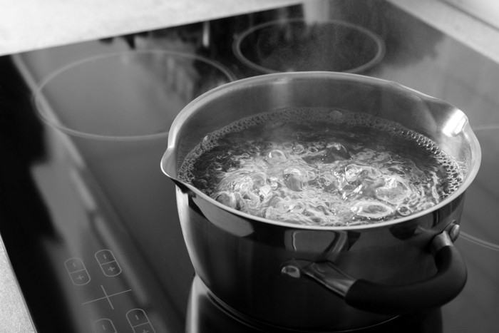 沸騰しているお湯