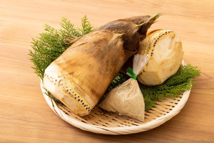 カゴの中のたけのこ