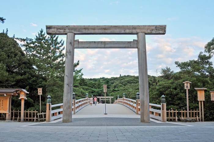 石造りの鳥居