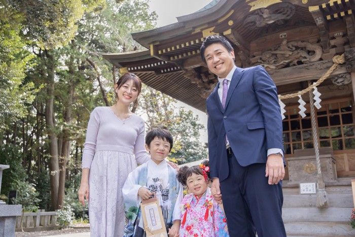七五三詣の家族写真
