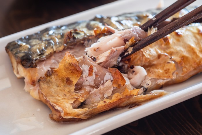 焼き魚の身