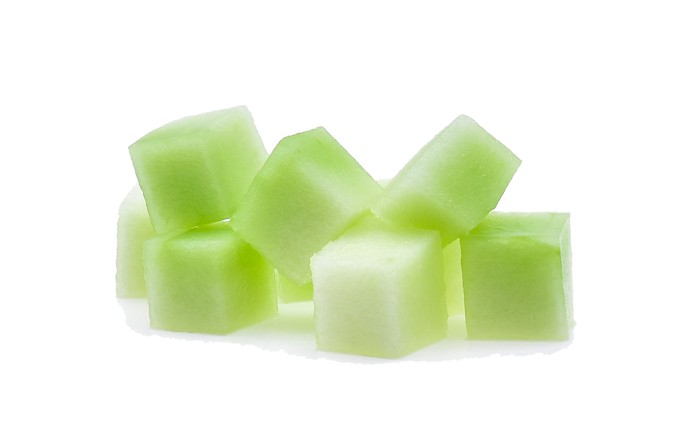 小さなサイコロ状にカットされたメロンの果肉