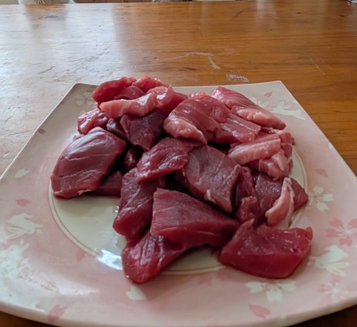 食卓へ運ぶ