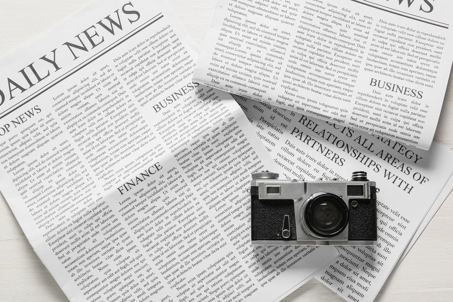 昔の新聞のイメージ