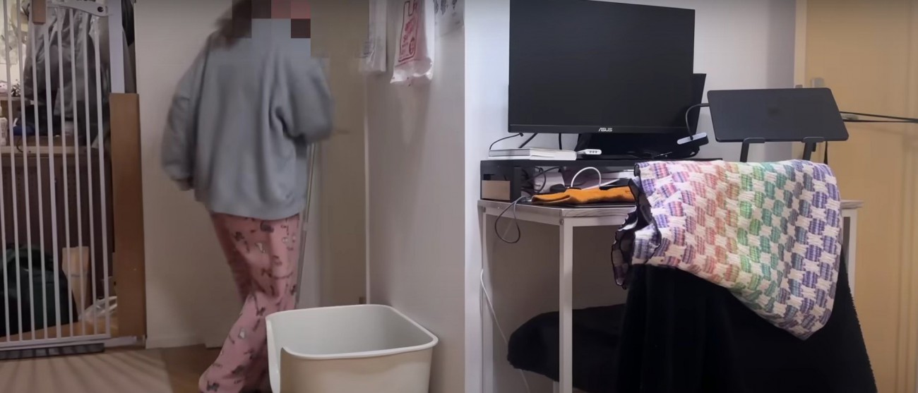 走っている人%％隠れる飼い主さん