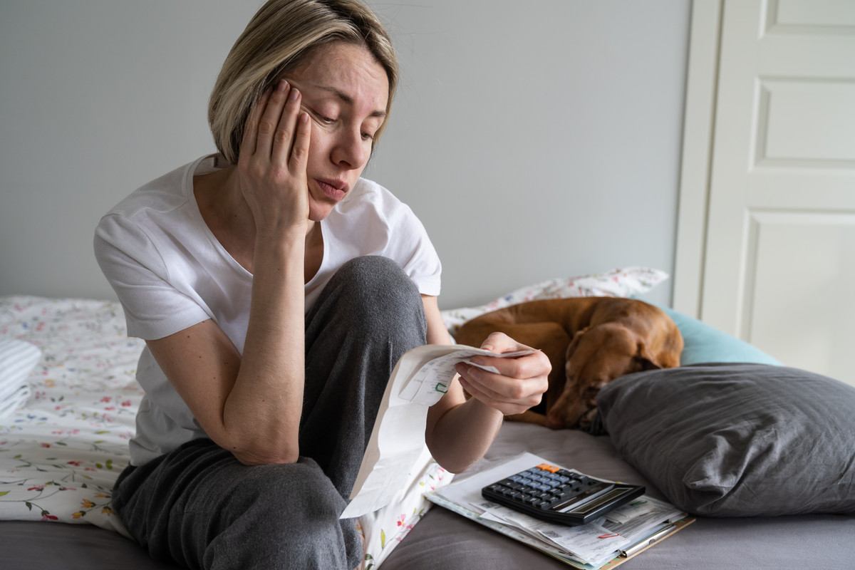 犬を飼っている家の『暖房・電気代』はどれくらい？平均的な料金や寒さ対策まで