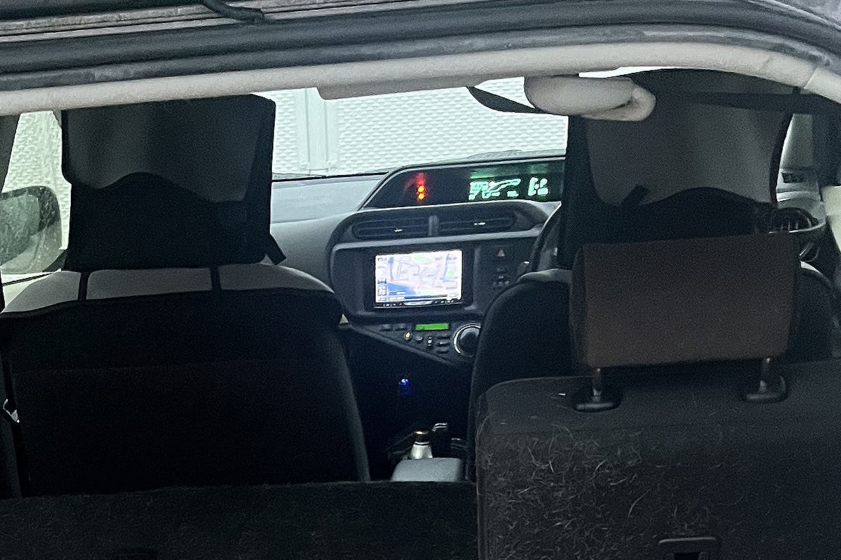 愛犬が心配になり、朝イチで動物病院へ向かった結果→車を見ると…衝撃的な『わすれもの』が84万表示「ワロタ」「気が動転してたのかなｗ」