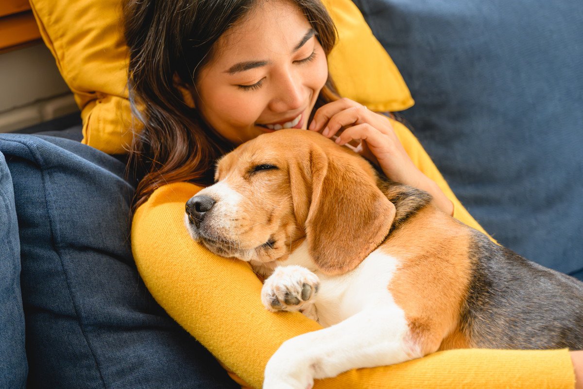 『愛犬が生活の中心になりすぎる』のは危険？3つのリスクや愛犬に与えてしまう悪影響とは