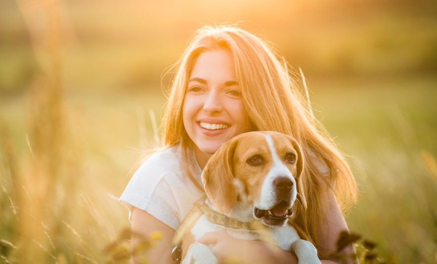 愛犬と一緒にいると落ち着く。単なる気分ではなくて愛犬との絆が関係していた！