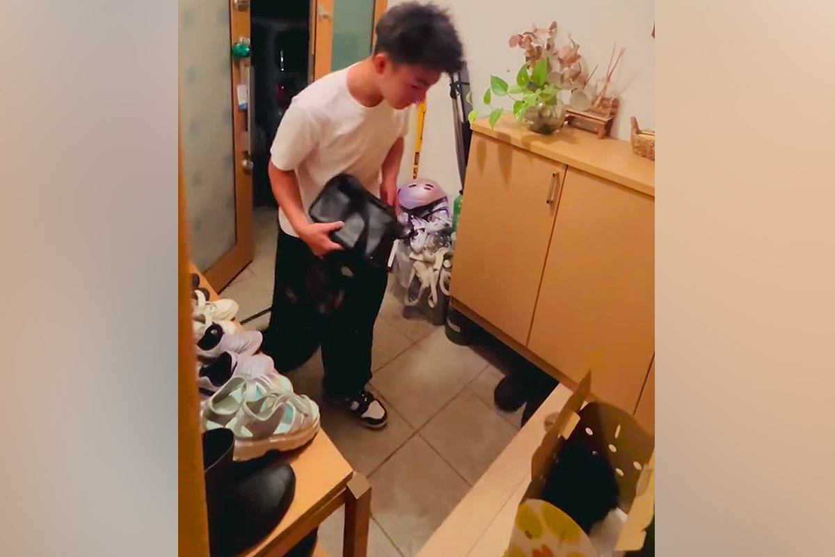 ずっと『犬が飼いたい』と言っていた思春期16歳の息子→内緒で飼った結果…帰宅した瞬間の『最高の反応』が39万再生「全てが幸せで溢れてる」
