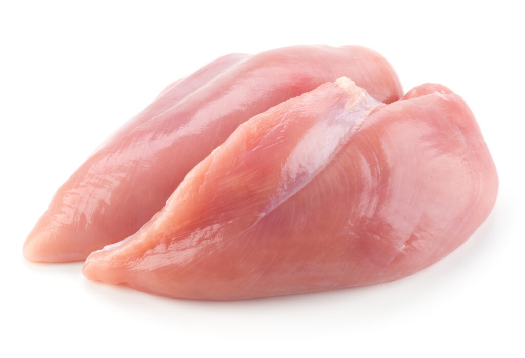 犬は鶏胸肉を食べても大丈夫？茹で汁は？与え方の基本から茹で方などの調理例まで徹底解説
