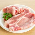 犬に豚肉を与えても…