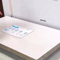 動物病院で体重を測…
