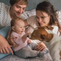 愛犬が家族にヤキモ…