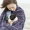 おしゃれに犬の寒さ…