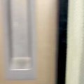 部屋の電気を消して…