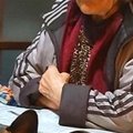 朝ごはんを食べてい…