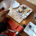 『しろいぬカフェ』…