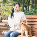 犬が『他人に興味を…