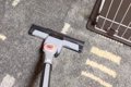 掃除機をかけている…の画像