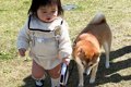 1歳の女の子が『初め…の画像