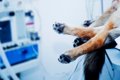 なぜ子犬と老犬は麻…の画像