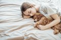 犬が飼い主と『一緒…の画像