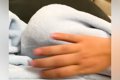 赤ちゃんのおしゃぶ…の画像