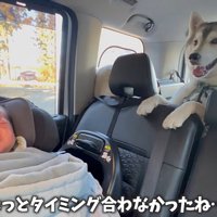 起きだした赤ちゃん