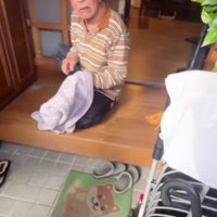 玄関にいたのはおじいちゃん！！